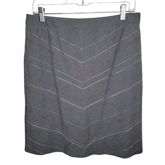 Ann Taylor chevron embroidered a-line skirt size 10 - Picture 1 of 6